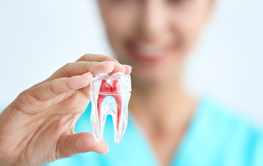 重度の虫歯でも歯を残せる治療があります